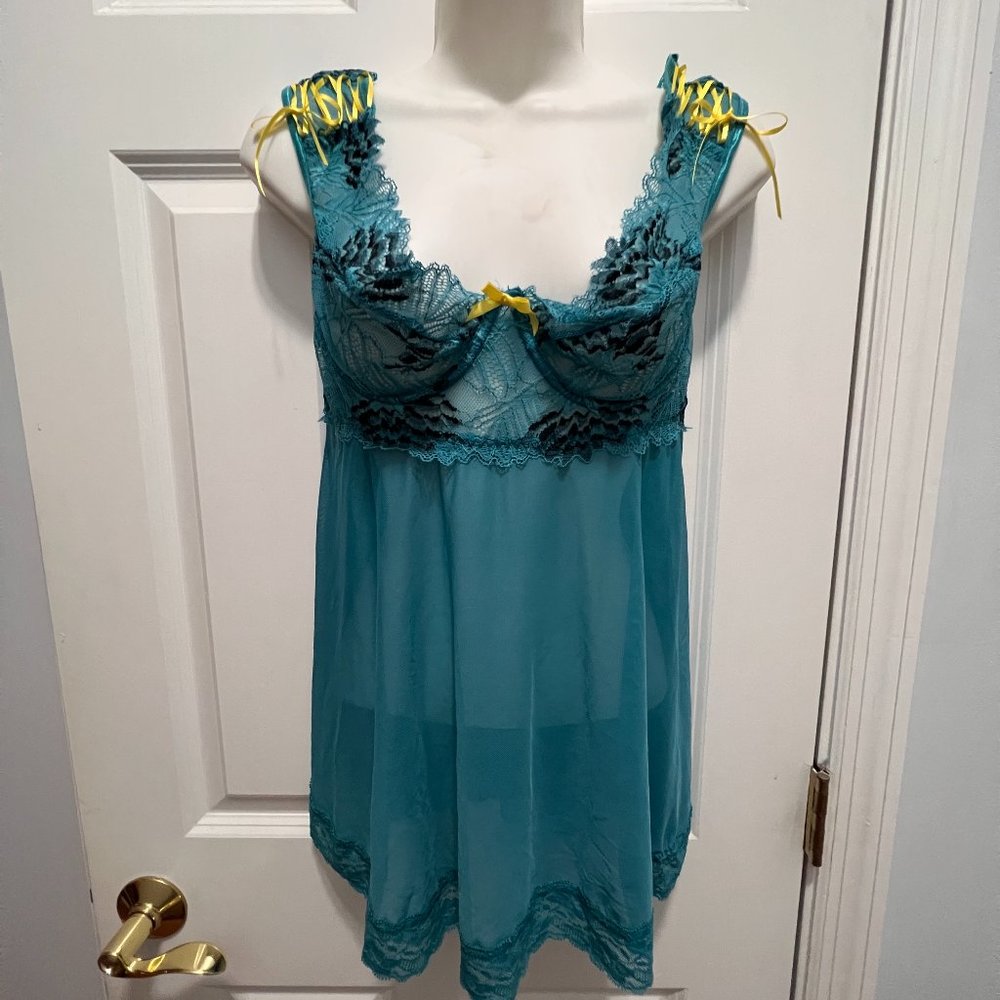 Coquette size medium intimate top
